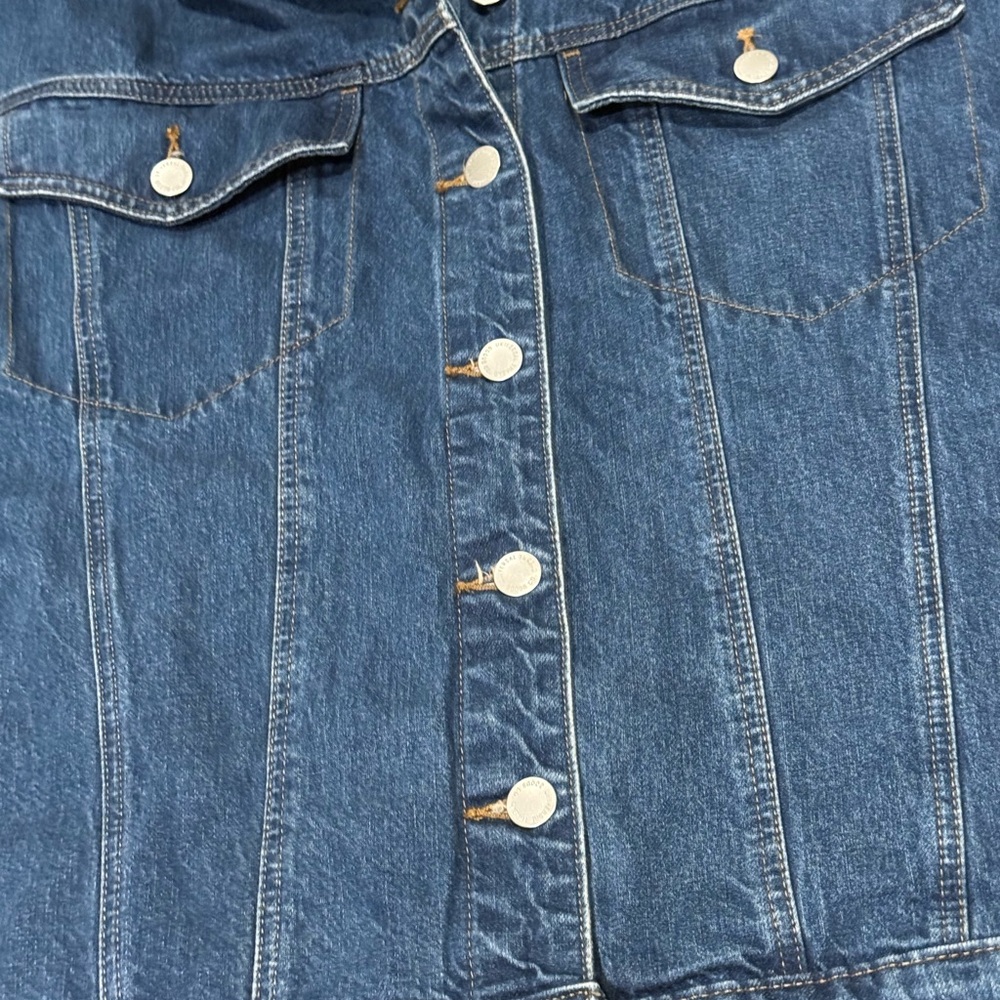 🌮Universal Thread Blue Denim Vest - Picture 9 of 14